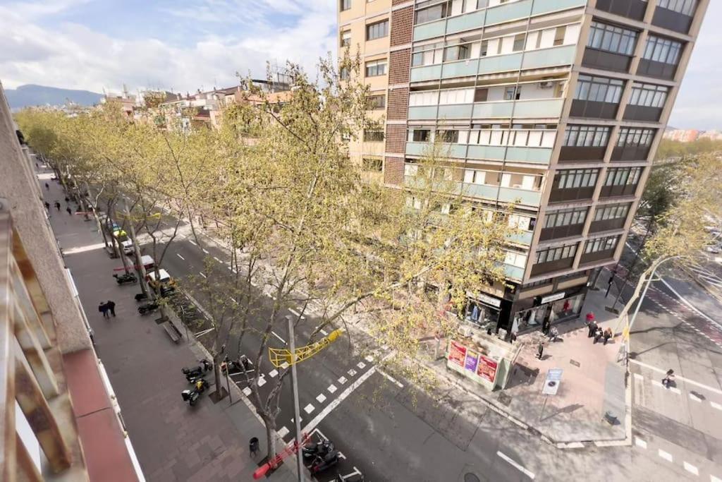 Bebarceloner Sant Andreu Apartments - 3 Bedrooms Exterior foto